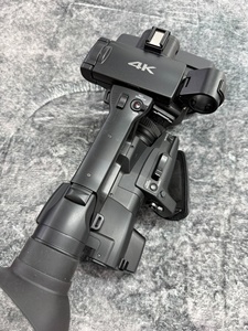 Caméra de <span class=keywords><strong>conférence</strong></span> Sony FDR-AX1E 4K avec <span class=keywords><strong>zoom</strong></span> 10x, 90% neuve - Product Image 2