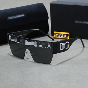 <span class=keywords><strong>Gafas</strong></span> <span class=keywords><strong>de</strong></span> <span class=keywords><strong>Sol</strong></span> Rectangulares <span class=keywords><strong>DG</strong></span> Modernas con Degradado Sin Marco para Hombre y Mujer, <span class=keywords><strong>de</strong></span> una Pieza, a la Moda, Casuales, con Protección UV400, No Polarizadas, <span class=keywords><strong>de</strong></span> PC - Product Image 1