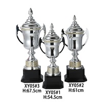 Trophée de football et de basketball en métal, grande taille, haute qualité, personnalisable avec logo et nom, pour récompenses sportives, vente en gros