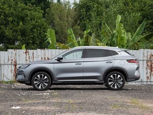 BYD <span class=keywords><strong>Song</strong></span> PLUS 2025 EV, SUV électrique haut de gamme avec une autonomie de 605 km, batterie au lithium, véhicule à énergie nouvelle - Product Image 3