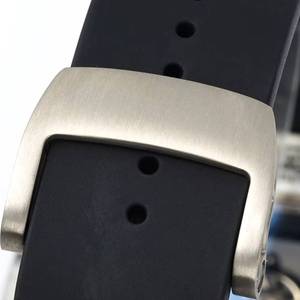 Reloj Deportivo de Lujo para Hombre RM 61-01 con Diseño Hueco, Esfera de Fibra de Carbono y Cerámica - Product Image 6