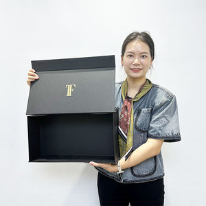 Giấy cứng nhắc các tông bao bì Mỹ phẩm quà tặng lật hộp thương hiệu sang trọng tùy chỉnh in logo mờ hộp Nam Châm Màu Đen chấp nhận - Product Image 1