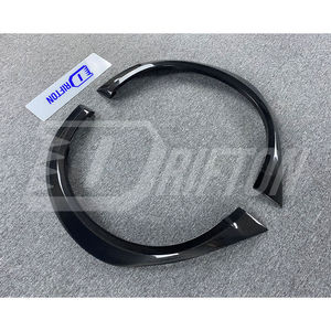 Évasement de roue arrière en fibre de carbone de style GTAM pour Alfa Romeo Giulia 2016-2023 - Product Image 4