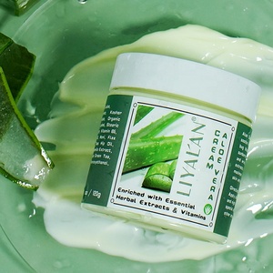 Crème pour le visage à l'<span class=keywords><strong>aloe</strong></span> <span class=keywords><strong>vera</strong></span> hydratante éclaircissante et lisse pour peaux sensibles de marque de distributeur - Product Image 1