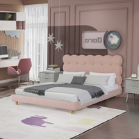 Lit double King Size Willsoon Design français Sherpa en laine et coton, tête de lit rembourrée à boutons capitonnés, cadre en bois souple