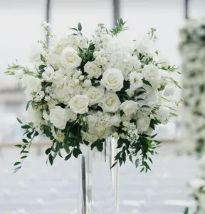 Sfera di fiori di nozze fatta a mano centrotavola di nozze rosa bianca artificiale palline di fiori