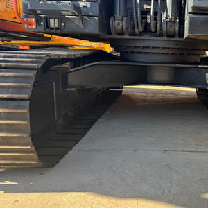 รถขุดตีนตะขาบ Volvo EC140 มือสอง สภาพดี มีเครื่องยนต์ เกียร์ ปั๊มไฮดรอลิก มอเตอร์ พร้อมใช้งาน น้ำหนักใช้งาน 14 ตัน - Product Image 3