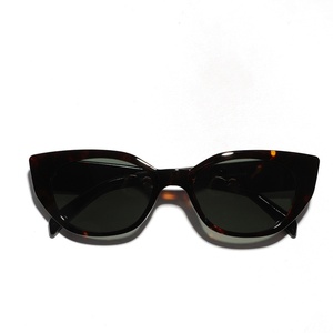 Gafas de Sol de ojo de gato estilo Caperucita Roja Vintage marca de moda de Corea <span class=keywords><strong>del</strong></span> <span class=keywords><strong>Sur</strong></span> UV400 PC de <span class=keywords><strong>calle</strong></span> transfronterizo para hombres y mujeres - Product Image 3