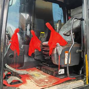 Venta caliente SANY SY235H Mini Excavadora sobre orugas Isuzu Gearbox Segunda mano Horas DE TRABAJO bajas Núcleo de motor enfocado Mejor venta - Product Image 5
