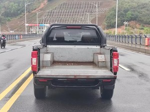 <span class=keywords><strong>Camioneta</strong></span> Great Wall Wingle 5 2017, Tracción Delantera, Transmisión Automática, Diésel, Asientos de Cuero, Gasolina Trasera, Euro VI, Cámara Trasera, Techo Solar - Product Image 5