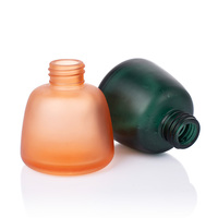 Vente en gros de flacons ronds en verre ambré foncé de 100 ml avec bouchons et bâtonnets applicateurs d'aromathérapie pour huiles essentielles