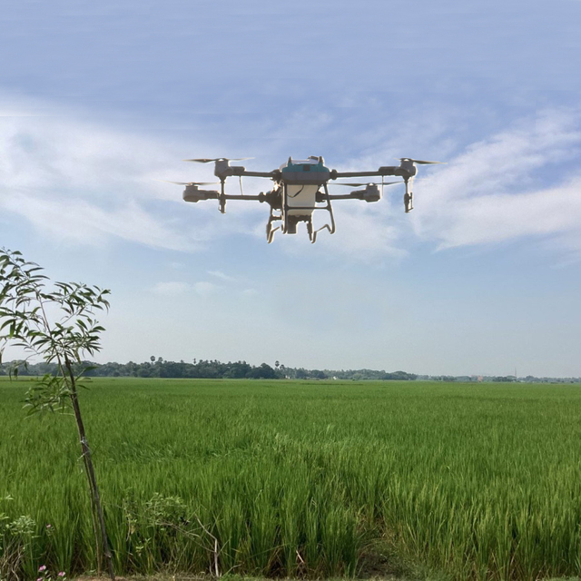 Farming Drone with Carbon Fiber Blades 4 Axis Agriculture Drones for Spraying