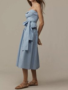 เดรสผู้หญิงแบบไม่มีสายคล้องไหล่ ลายทาง ความยาวปานกลาง ผ้าฝ้าย เอวสูง ทรงเอไลน์ พร้อมโบว์ผูกสไตล์ฝรั่งเศส แบบไม่มีแขน - Product Image 4