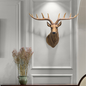 Decorazione da parete con testa di cervo in resina, <span class=keywords><strong>design</strong></span> dettagliato, stile nordico, scultura di animale finto per decorazione di sfondo per bar, hotel e camere. - Product Image 4