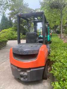 Chariot élévateur d'occasion TOYOTA FD30, prix avantageux, excellent état, chariot élévateur d'occasion TOYOTA à vendre - Product Image 3