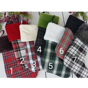 Stoking Natal Multi Gaya Kotak-kotak dengan Manset Berbeda Personalisasi Bulu Imitasi Beludru Kanvas Manset Tartan Stoking Natal