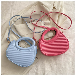 Nes Style Popular Color sólido Bolso a rayas Bolsos de mujer Diseñadores Pu Bolso de hombro redondo de moda - Product Image 3