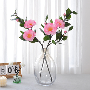 Bouquet de camélias artificiels Yoshinobu, fleurs en soie rouge et blanche, branche unique pour la décoration de la salle de thé ou du salon - Product Image 2