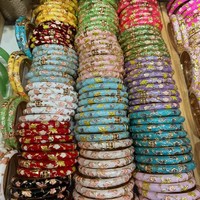 Gelang Bangle Enamel Bunga Wanita yang Dapat Disesuaikan, Pola Bunga Warna-warni, Hadiah untuk Sahabat & Pengiring Pengantin, Terbuat dari Paduan Seng