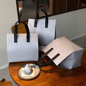 <b>Customize</b> Recyclable Nonwoven Insulated Thermal Cooler Bag Aluminum Foil Lined for Coffee Cake Drink Take Out Takeaway Bags - Product Image 1
