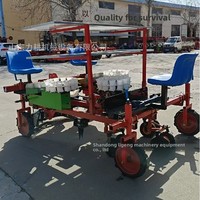 Transplanteur de légumes et de poivrons entièrement automatique, remorqué par un tracteur, pour la plantation en serre de semis sur deux, quatre ou six rangs