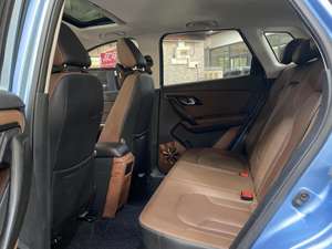 Voitures à l'exportation vers l'Algérie FAW Jilin à vendre Nouvelle <span class=keywords><strong>voiture</strong></span> Sirius R7 Style allemand SUV économique FAW Sirius R7 2024 2026 - Product Image 5