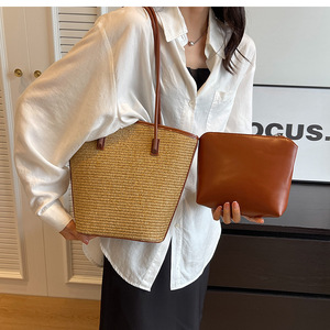 2025 Dernier design de Famous REP Luxury Ladies Sac à main en cuir véritable avec fermeture à glissière Pliable Double poignées/Louises Version - Product Image 3