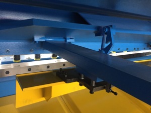 Nhà Máy qc12y hoàn toàn tự động 8*3200 thủy lực chém cắt máy cắt cho xây dựng và tấm kim loại - Product Image 5