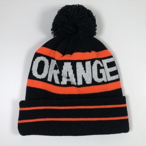 OEM populaire unisexe acrylique vert <span class=keywords><strong>jaune</strong></span> rouge équipe de football club Bobble chapeau d'hiver conception personnalisée logo deux tons bonnets <span class=keywords><strong>avec</strong></span> <span class=keywords><strong>pompon</strong></span> - Product Image 6
