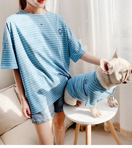 เสื้อสุนัขผ้าฝ้ายลายทางสุดหรูสำหรับฤดูใบไม้ร่วง สไตล์เรียบง่าย สปอร์ต  รับสกรีนโลโก้ ไซส์ XL เสื้อผ้าสำหรับแมวและสุนัขแบบเข้าชุดสำหรับผู้หญิง - Product Image 4