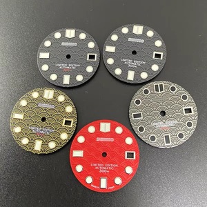 Nuevo Accesorio de Modificación para Relojes, Esfera Luminosa Verde con Marcadores Redondos de 28.5mm, Compatible con Movimientos NH35 y NH36 - Product Image 1