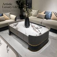 Table basse rectangulaire de designer italienne en bois laqué brillant avec plateau en marbre pour projet de villa