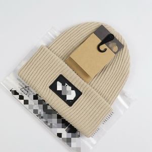 Nouveaux Bonnets d'Hiver de Luxe LUTONG 2026 pour Femmes – Motif Personnalisé, Logo, Tissu Chaud et Adapté aux Voyages - Product Image 6