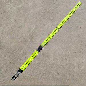 Poteaux d'entraînement de football réglables - Piquets de sol à ressort de 180 cm pour exercices d'agilité et de dribble au football, utilisation multisports - Product Image 6