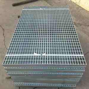 عتبة شبكية فولاذية مدعمة، مصنوعة بالتشكيل الكهربائي، قابلة للتركيب، لحمامات السباحة والممرات، معتمدة من NSF، شبكية فولاذية مرتفعة - Product Image 4