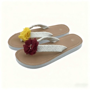 Chanclas de verano blancas de encaje con ojales para mujer, suela gruesa, diseño ecológico, con grandes corsages de tela amarillos/borgoña - Product Image 2