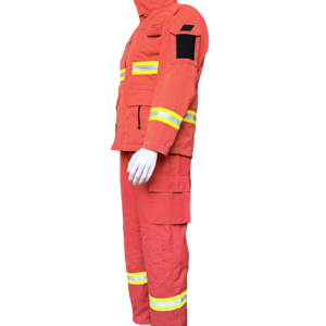 Traje de Protección Contra Incendios de Alto Rendimiento para Operaciones de Emergencia, Alivio de Desastres y Seguridad Pública - Product Image 1