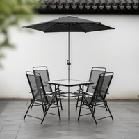Table de bistrot carrée en verre ondulé avec trou pour parasol, structure en métal à pieds courbes fixes, table de jardin extérieure pour terrasse, salle à manger ou café