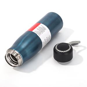 Bouteille d'eau à double paroi en acier inoxydable de 500ml isolée sous vide thermo <span class=keywords><strong>24H</strong></span> chaude/froide étanche pour salle de sport/randonnée/bureau Vente en gros - Product Image 3