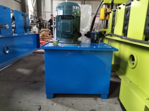 Maquina para haser lamina acanalada
