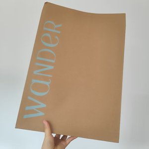Sacs d'expédition en papier kraft brun personnalisés avec logo imprimé, recyclables, pour vêtements, emballage et envoi express pour boutique - Product Image 1