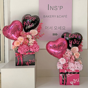 Customized Own Logo Eco Printing Eco-Friendly Birthday Luxury <b>Gift</b> Flower Packaging Paper <b>Bag</b> - Product Image 2