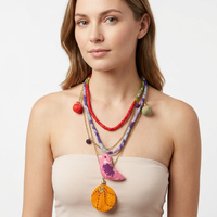 Collier bohème fait main multicouche pour femme, chaîne plaquée or, perles en tissu, bijoux colorés et tendance, respectueux de l'environnement
