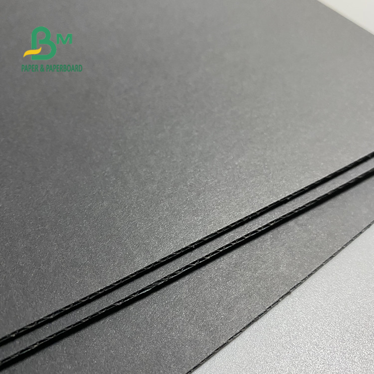 Black Corrugate E Flute Cardboard Sheet For Carton Packing 502mm X 693mm