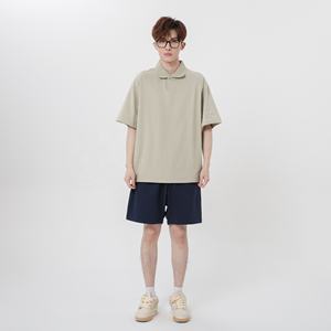 เสื้อยืดผู้ชายผ้าถักโพลีเอสเตอร์ 100% ระบายอากาศได้ดี ไม่เป็นขุย ไม่ยับ ไม่หด พร้อมพิมพ์โลโก้ตามสั่ง ขายส่ง - Product Image 2