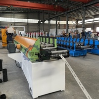 Machine de profilage à froid entièrement automatique haute efficacité pour profilés en C et U de charpente de villa en acier léger galvanisé, avec roulement de moteur