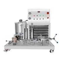 Machine de production de parfum en acier inoxydable 50L 100L 200L 500L avec agitateur, mélangeur, moteur et filtre pour le mélange de parfums
