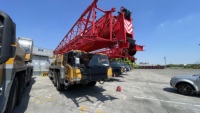 Grue mobile de marque supérieure 100 tonnes STC1000C7-8, grue sur camion avec flèche principale de 70 m pour la construction en hauteur