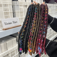 Capelli Sintetici Vivian Hair all'Ingrosso, Dreadlocks con Linea Colorata, Faux Locs, Estensioni per Capelli Intrecciati all'Uncinetto, Trecce Sintetiche
