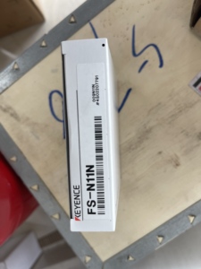 Amplificateur de capteur à fibre optique Keyence 100% neuf et original FS-N11N - Product Image 1